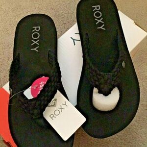 Roxy New In Box Black Flip Flops